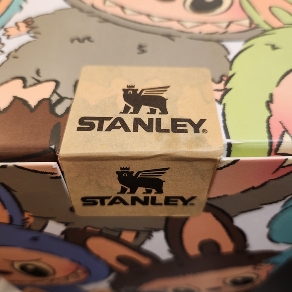 Stanley Labubu Limited Edition 40 Oz Tumbler New In Sealed Box - Picture 8 of 9